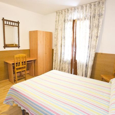 Hostal Lizana 우에스카 외부 사진